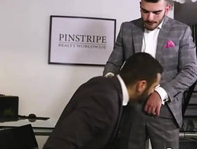 Realtor sucks big cock to his boss in the office