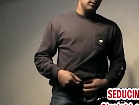 Homemade str8 stud jerking dick in solo action at home