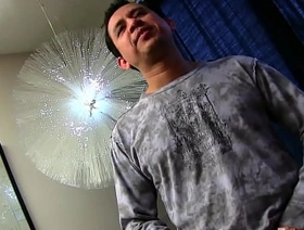 Amateur Straight Guy Juan Wanks